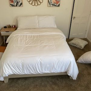 White duvet cover